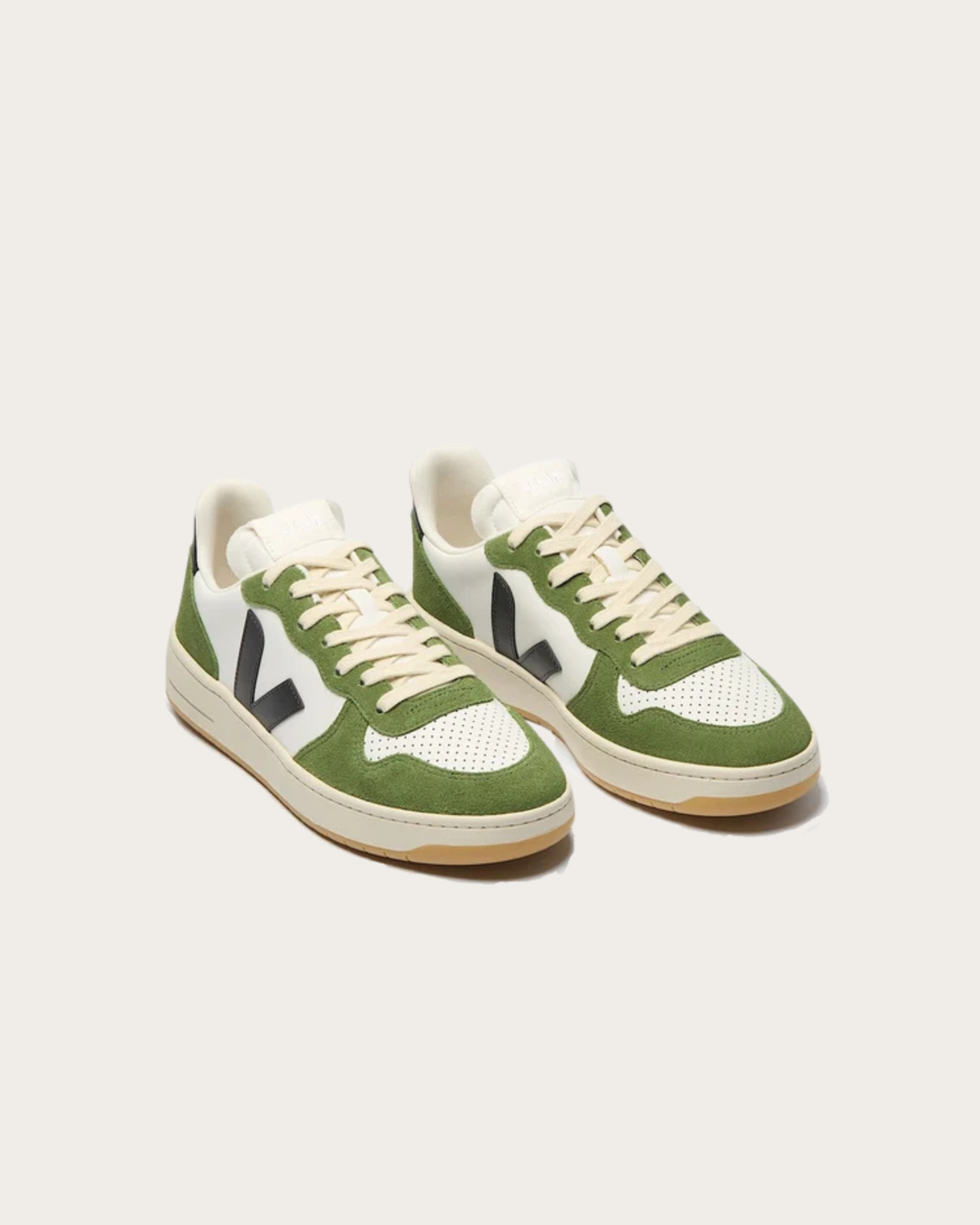 Veja V-10 Prime - White Black Militar