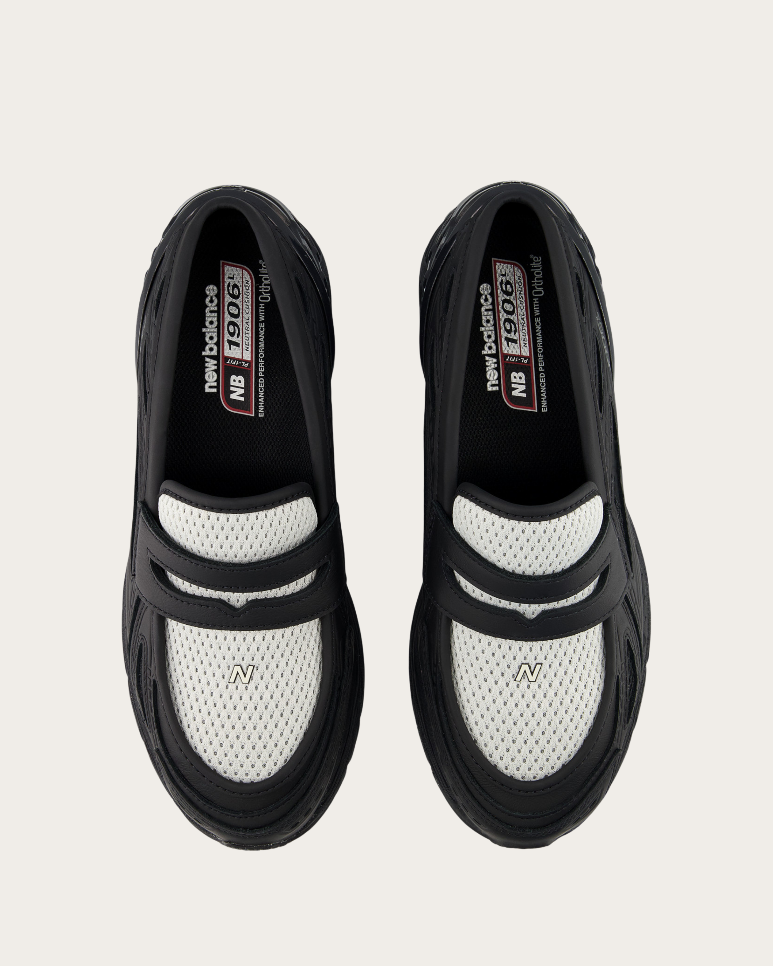 New Balance 1906L - Black with Angora