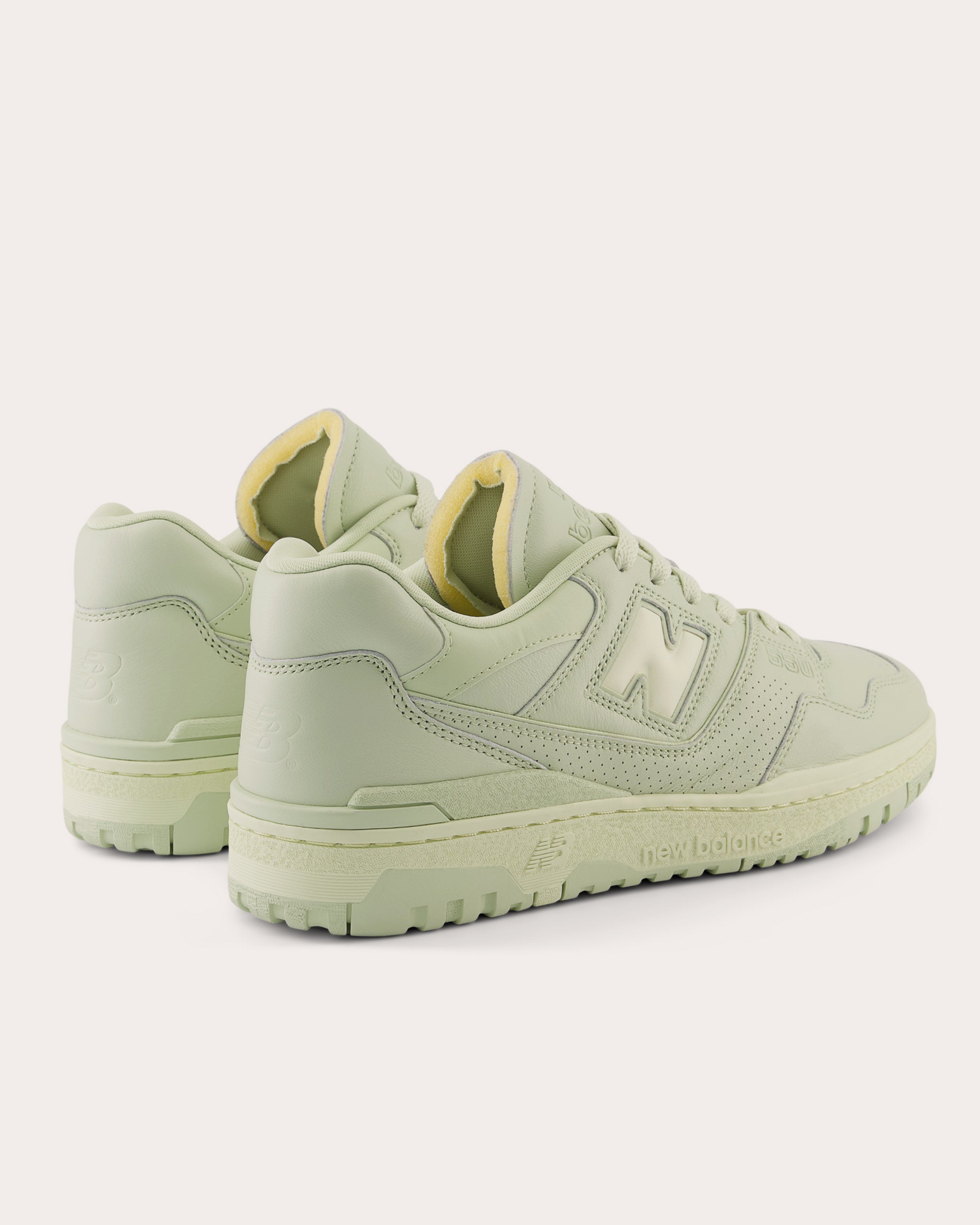 New Balance - 550 Deep Lichen Green with Pistachio Butter