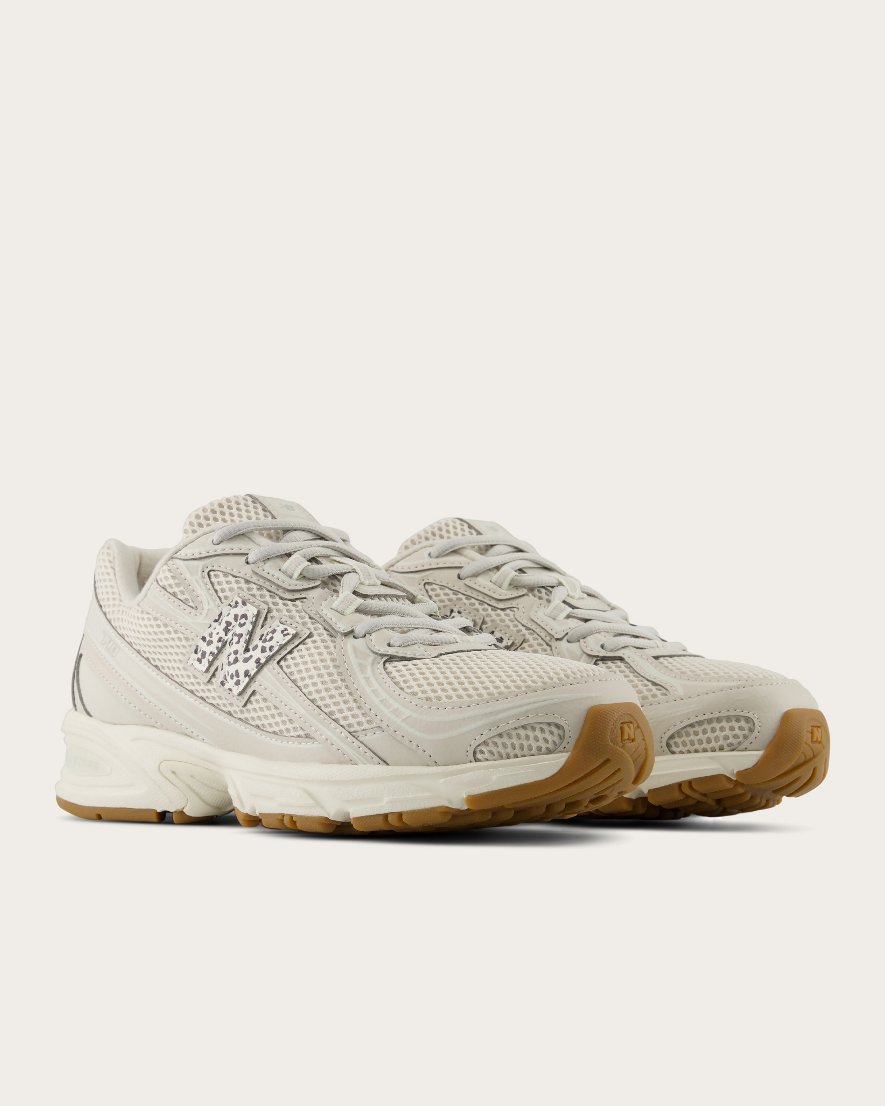 New Balance 740 - Moonbeam with Sea Salt