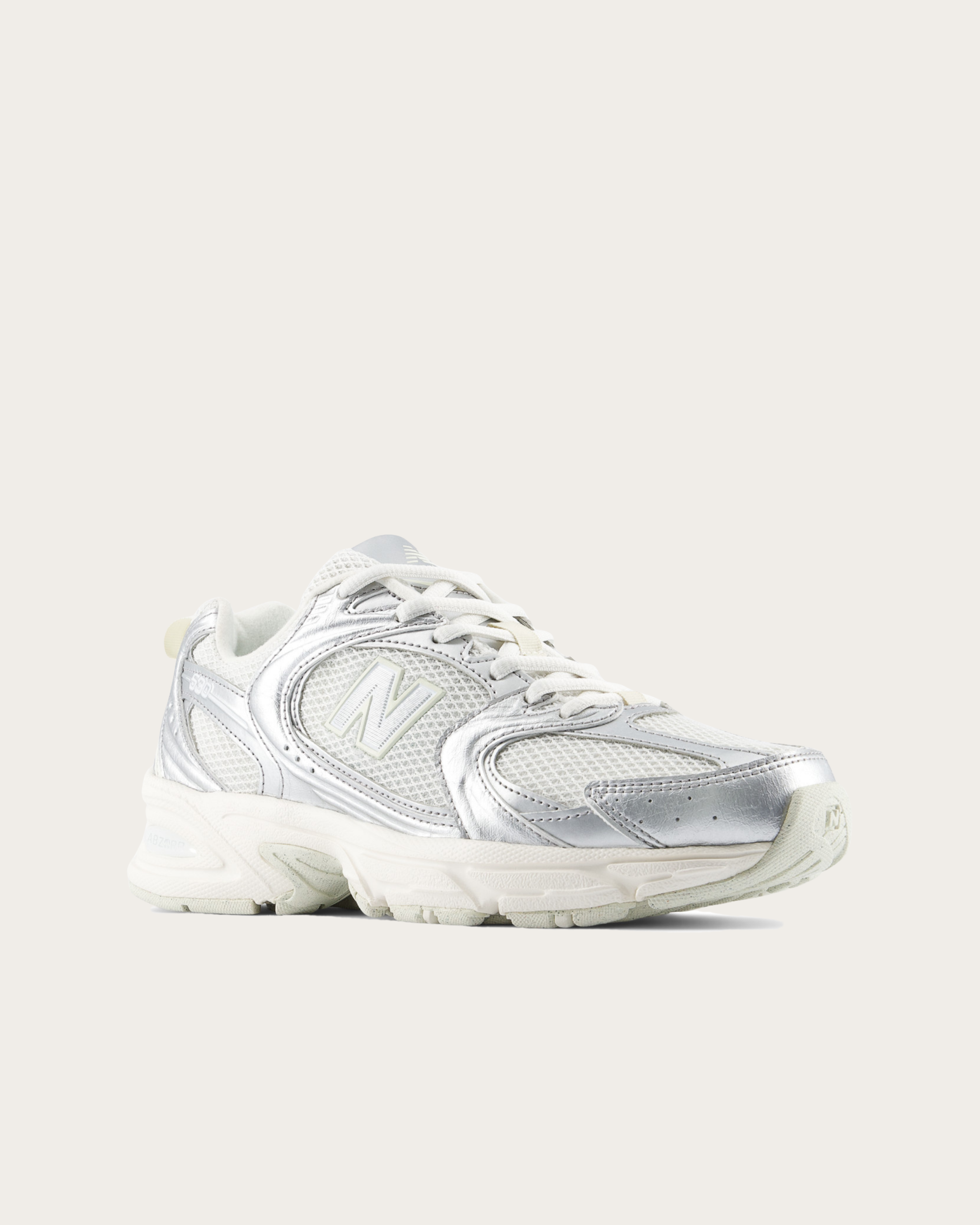 New Balance 530 - Silver Metallic with Reflection