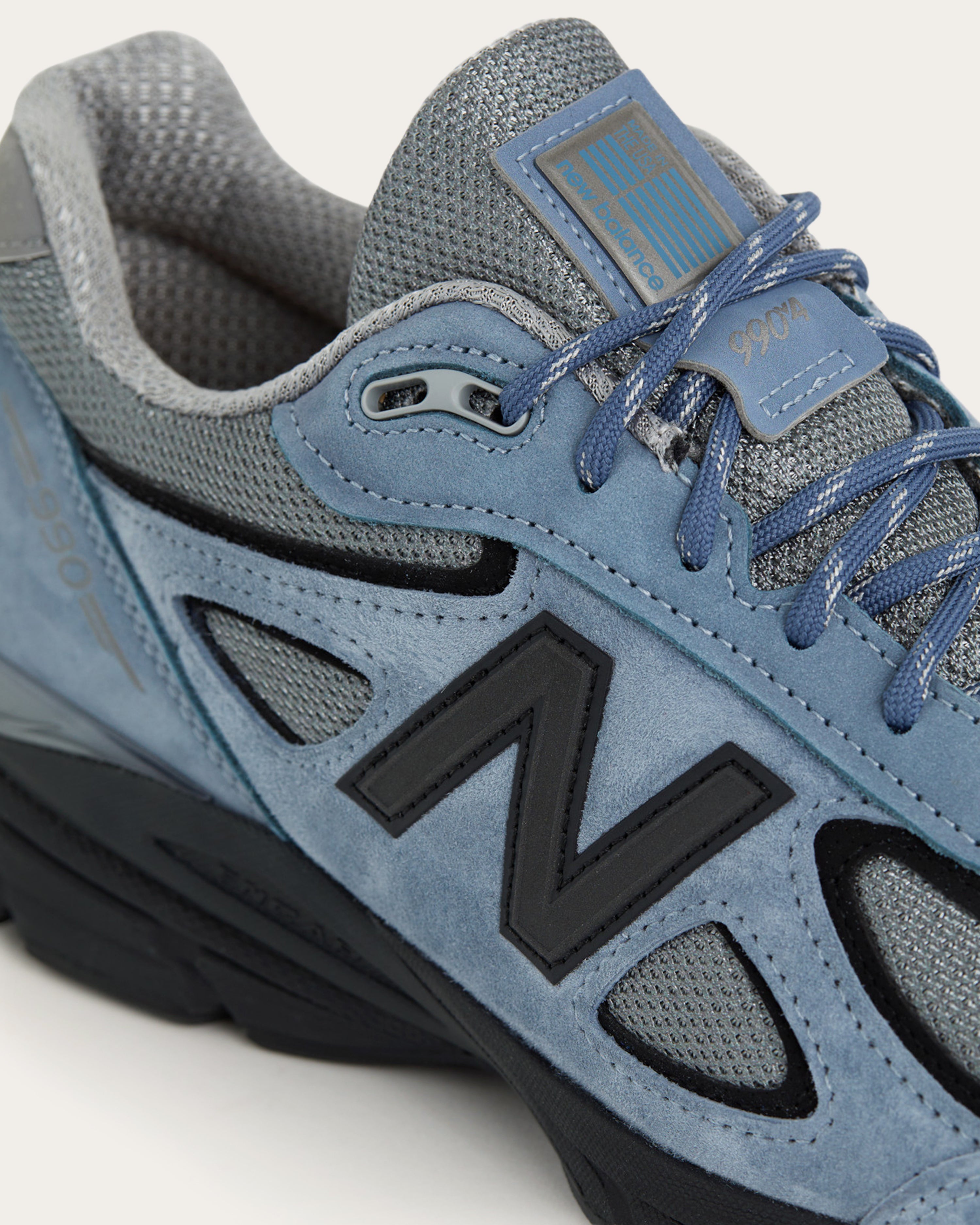 New Balance - MADE in USA 990v4 Artic Grey with Black