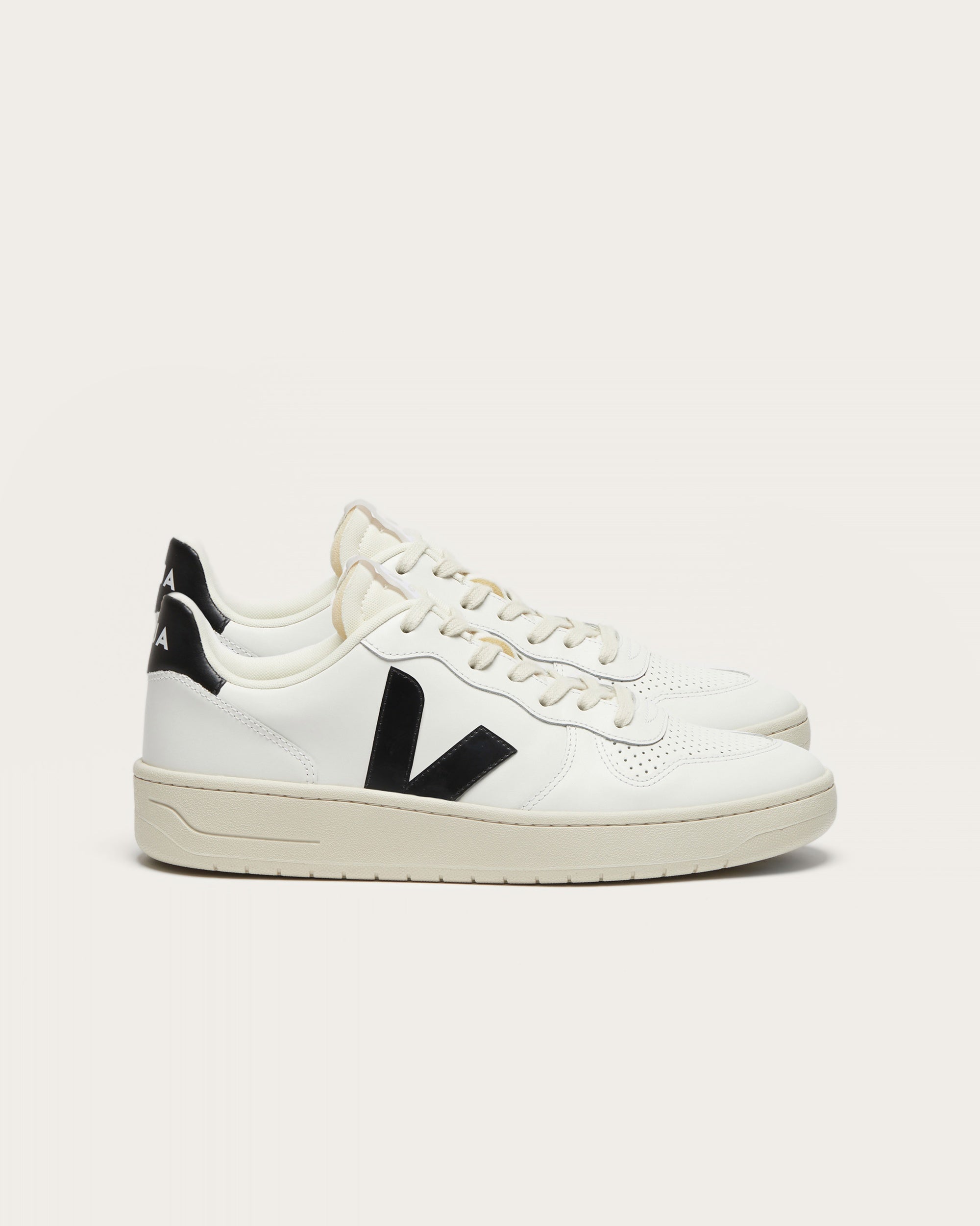 Veja V-10 Prime - Extra White Black