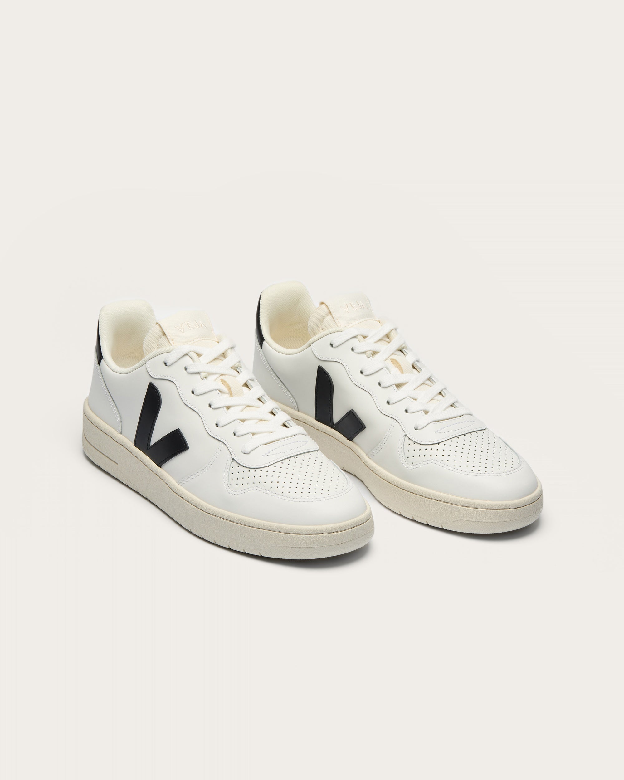 Veja V-10 Prime - Extra White Black