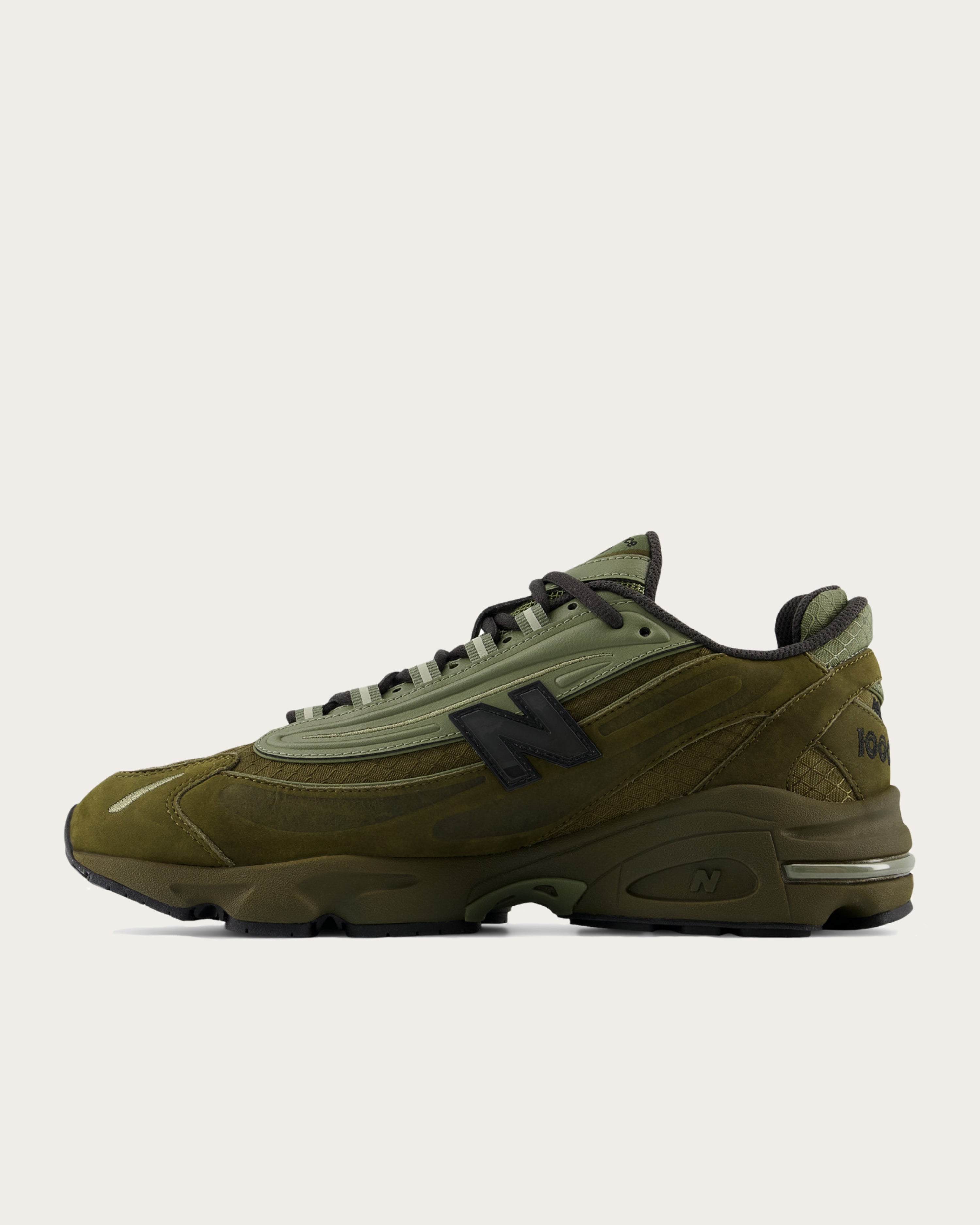 New Balance - M1000 in Woodland Brown