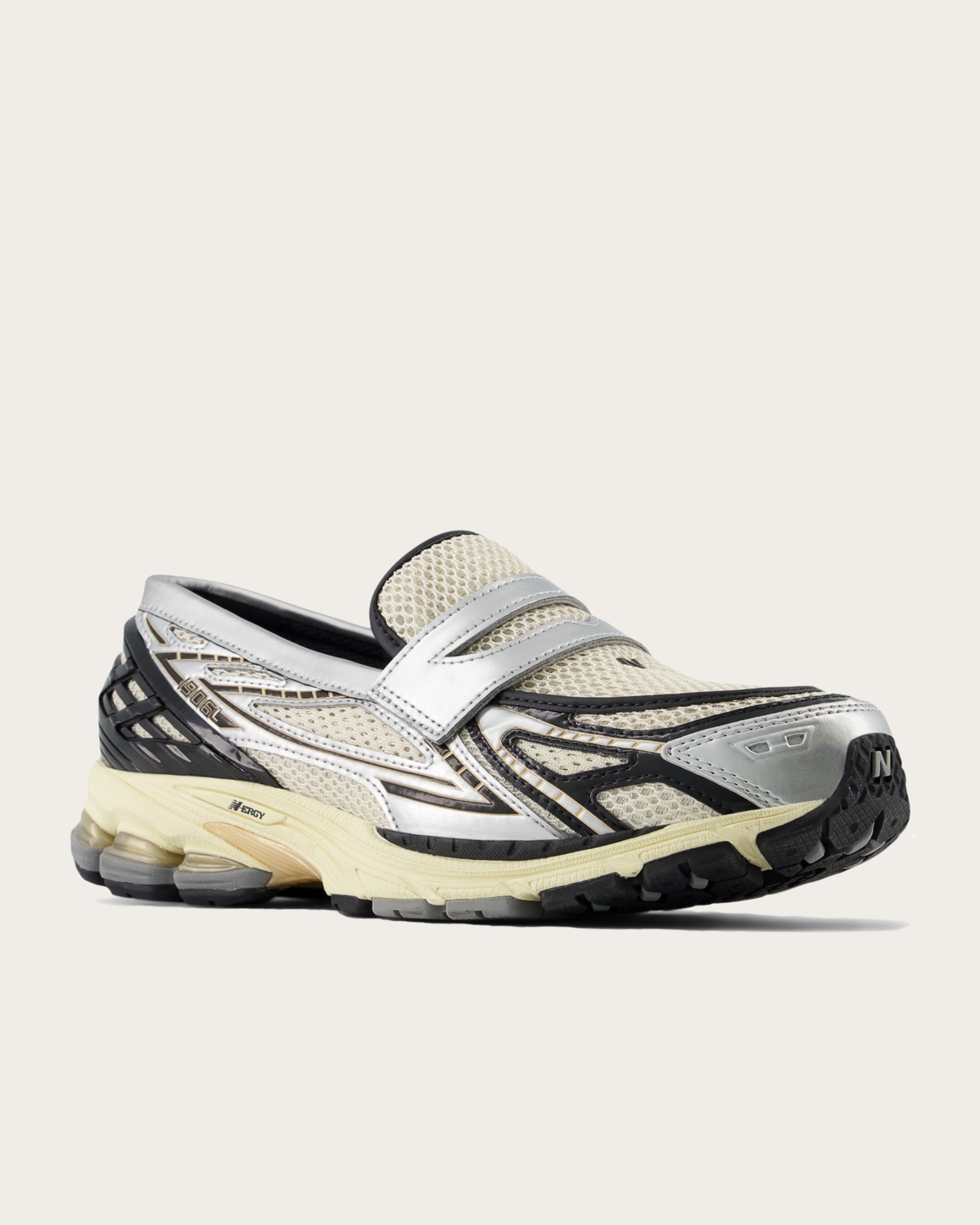 New Balance 1906L - Silver Metallic & Cream