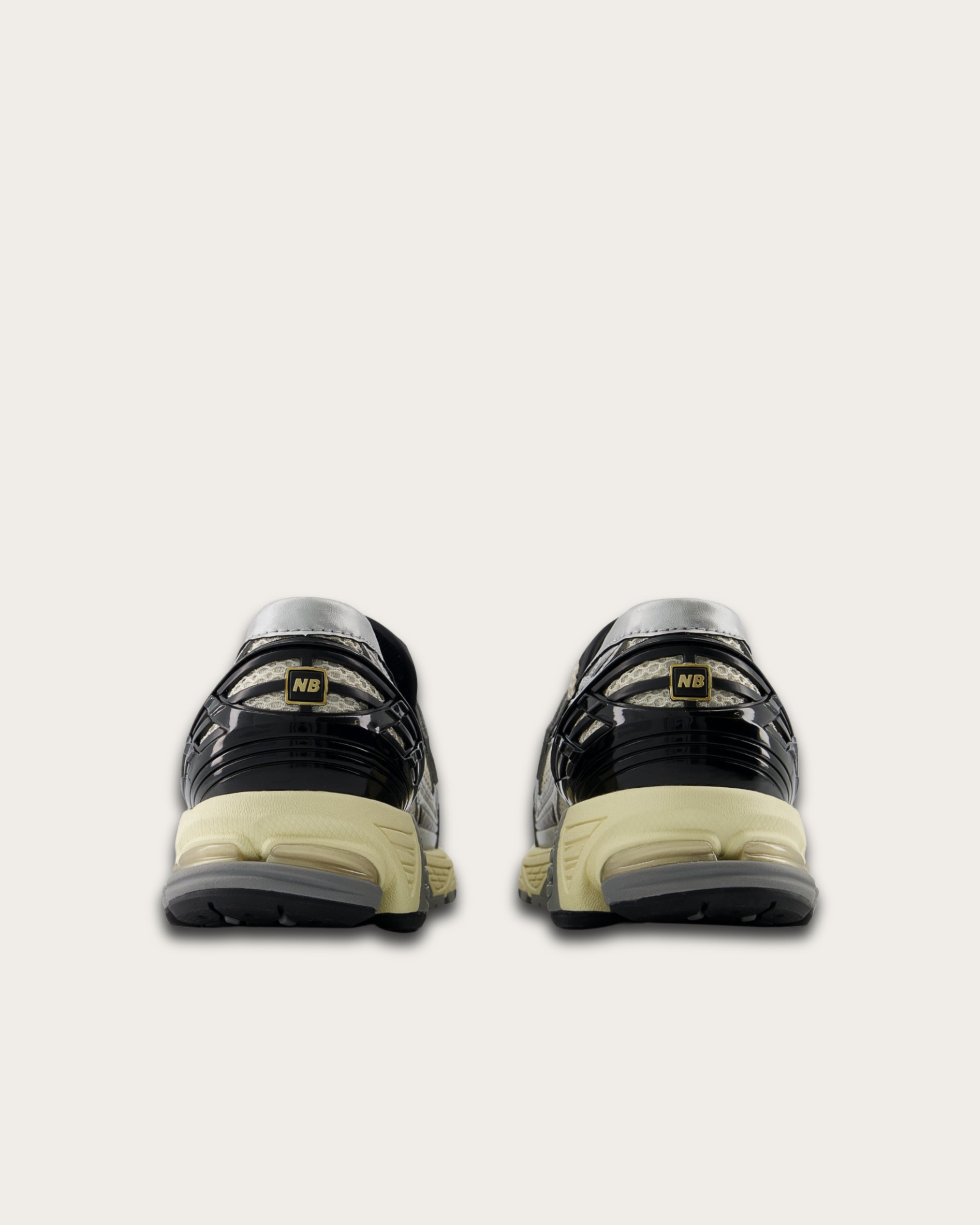 New Balance 1906L - Silver Metallic & Cream