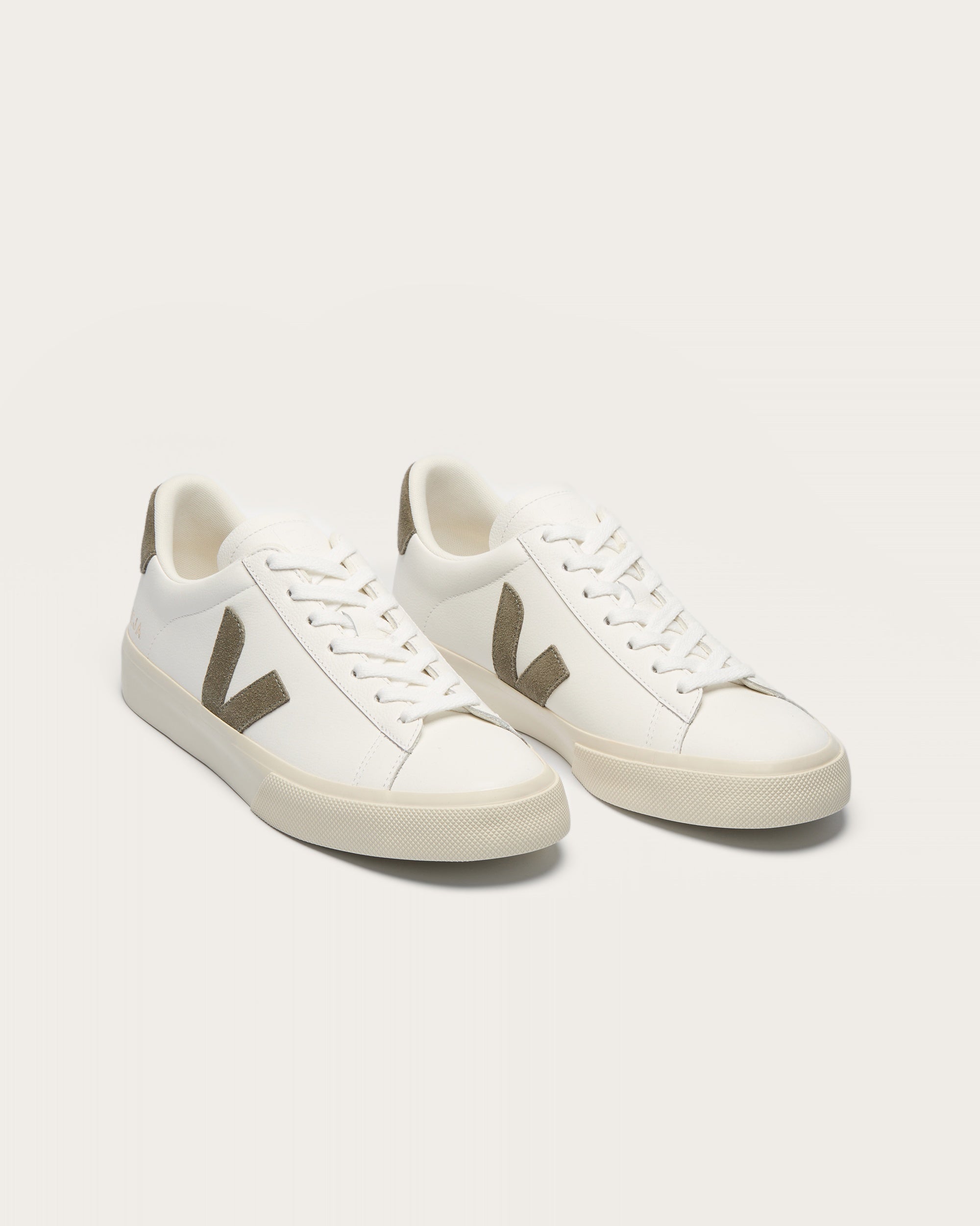 Veja Campo - Extra White Khaki