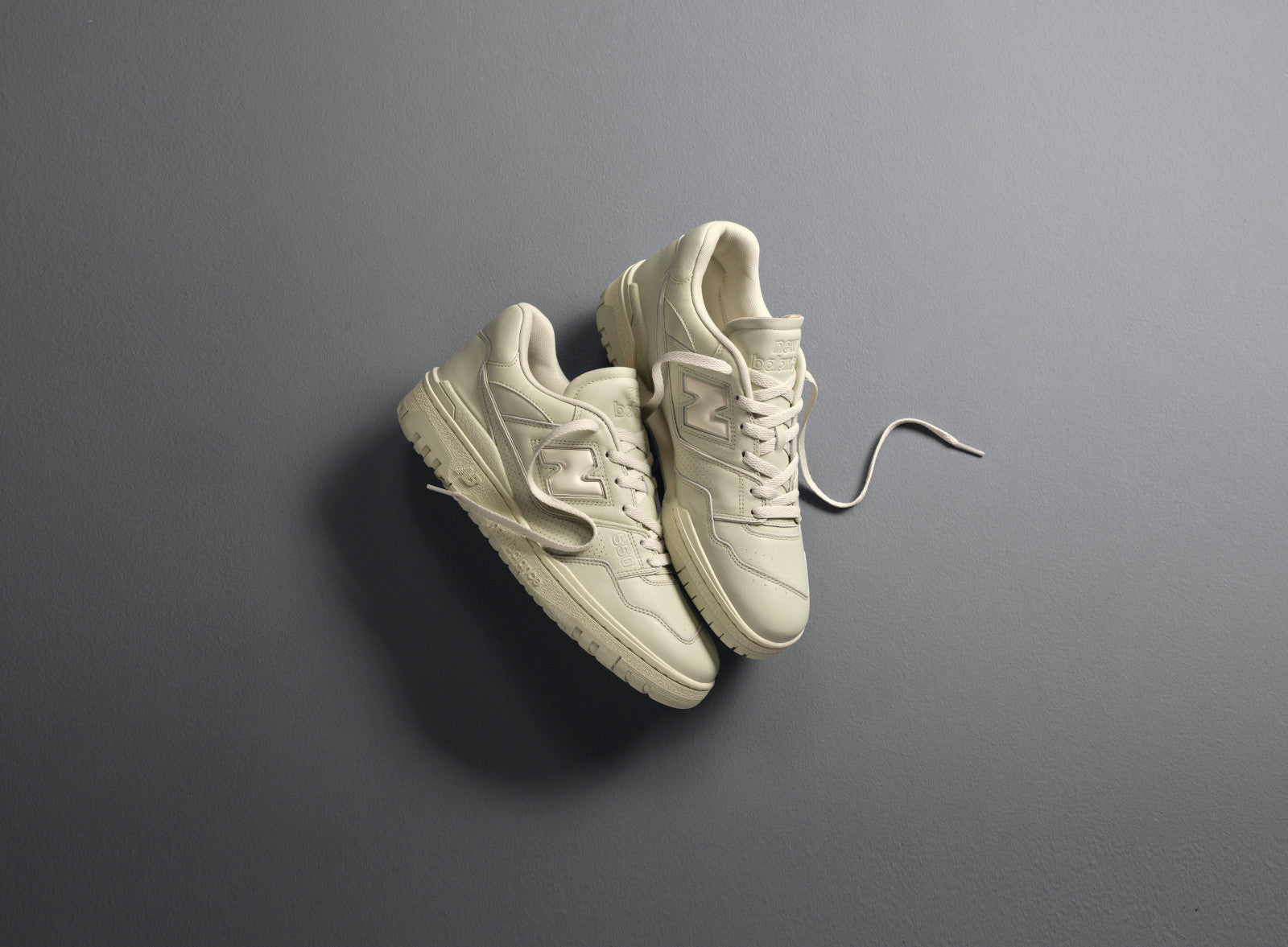 New Balance - 550 Deep Lichen Green with Pistachio Butter